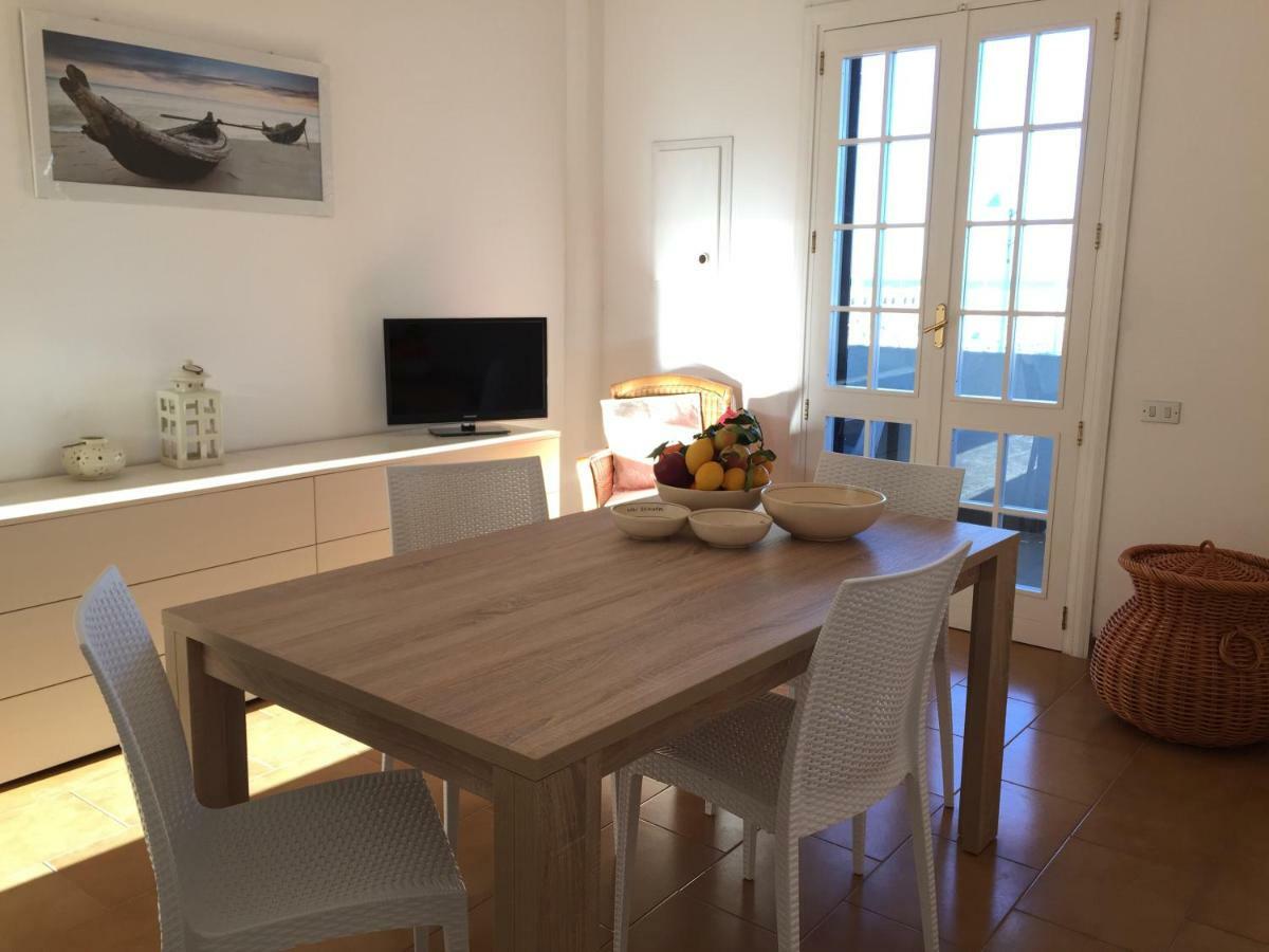 Casa Sul Mare - Wifi Free - Parcheggio Privato Apartman San Foca Kültér fotó